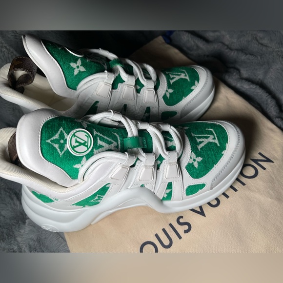 Louis Vuitton LV Archlight Sneakers New with shoe bags..No box - Picture 1 of 8